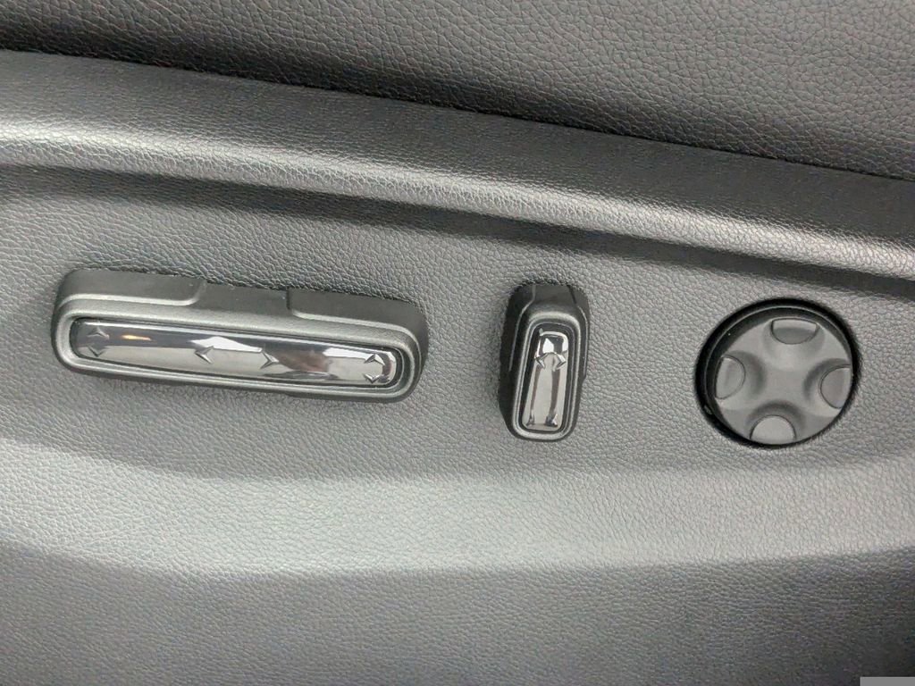 New 2026 Honda Odyssey Elite image 17