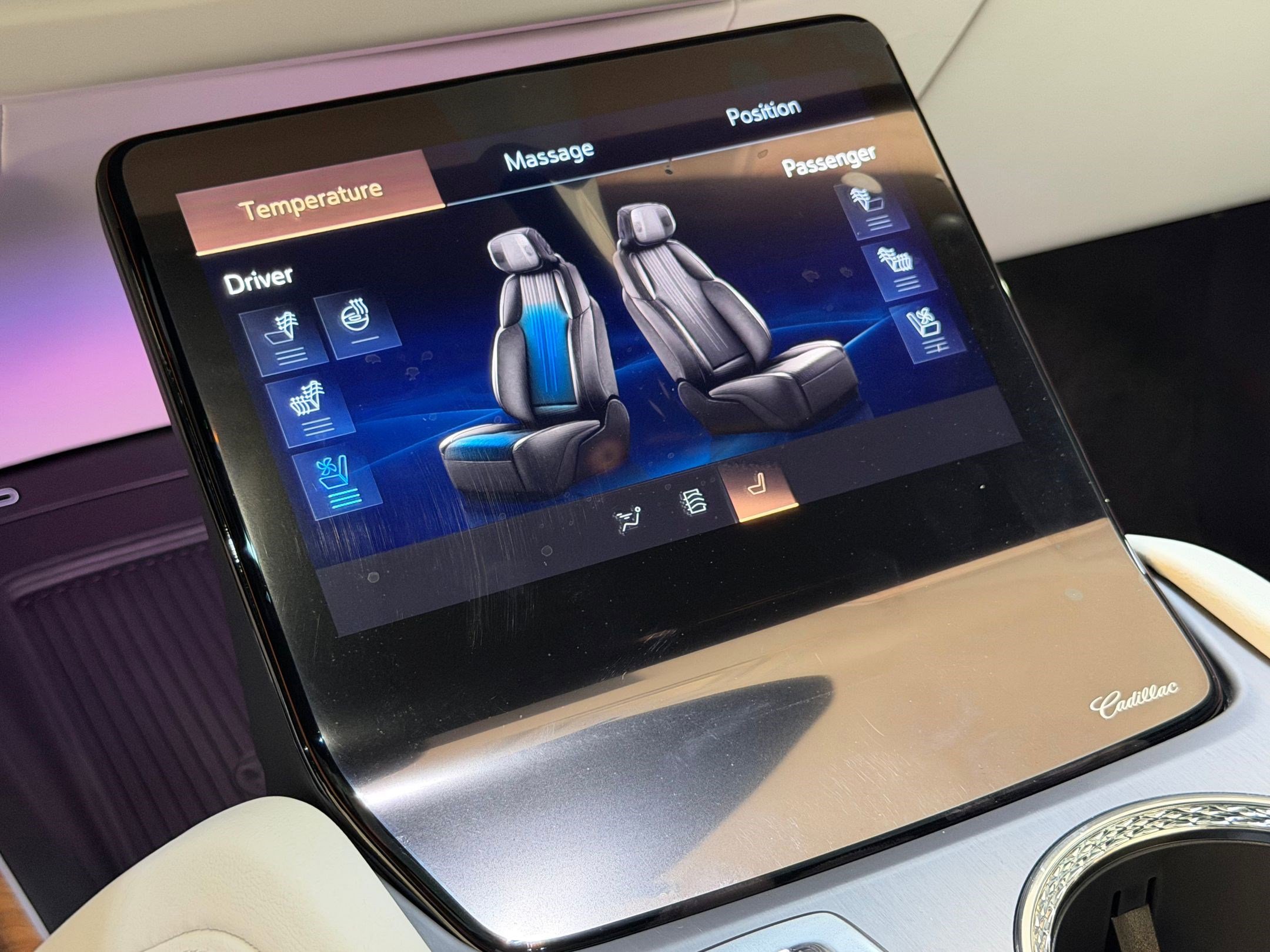 New 2026 Cadillac Vistiq Sport image 36