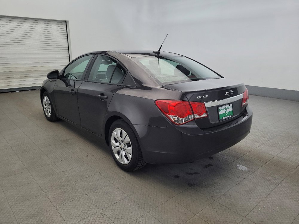 Used 2014 Chevrolet Cruze LS image 5