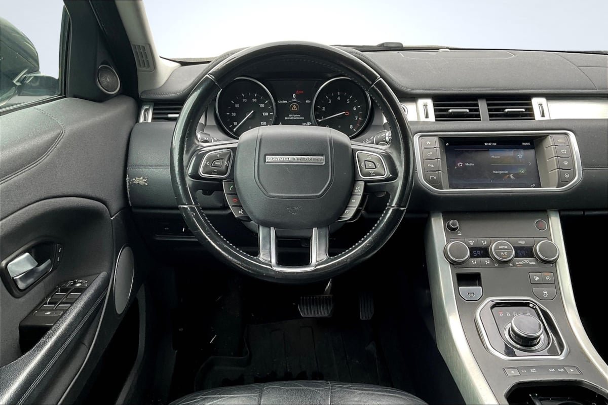 Used 2017 Land Rover Range Rover Evoque SE AWD/4WD image 5