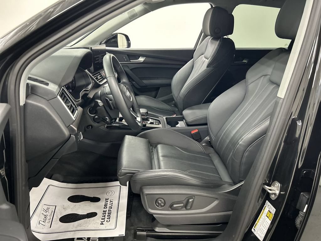 Used 2025 Audi Q5 2.0T Premium Plus w/ Premium Plus Package AWD/4WD image 9