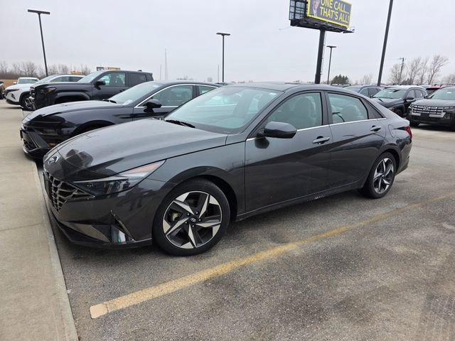 Used 2023 Hyundai Elantra Limited
