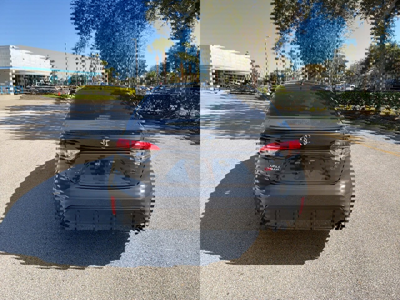 Used 2024 Toyota Corolla SE image 4