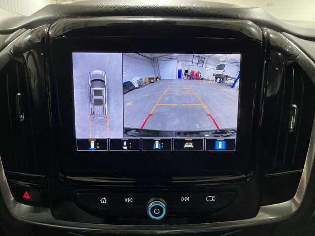 Used 2024 Chevrolet Traverse RS image 27
