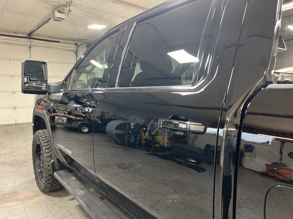 Used 2022 GMC Sierra 3500 AT4 AWD/4WD image 10