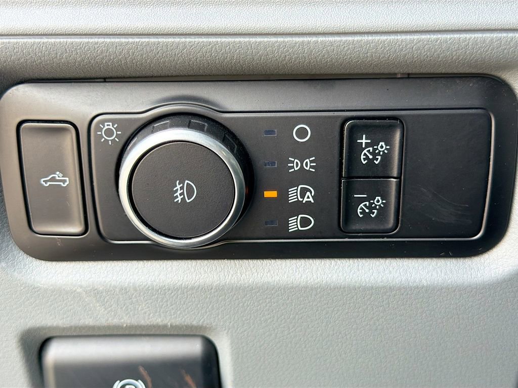 Used 2023 Ford F150 XLT AWD/4WD image 34