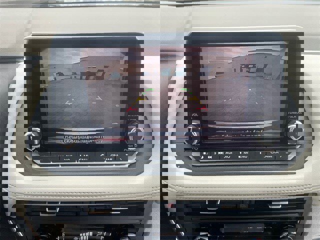 Used 2023 Nissan Rogue SV image 20