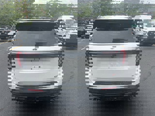 Used 2025 Ford Explorer ST image 6