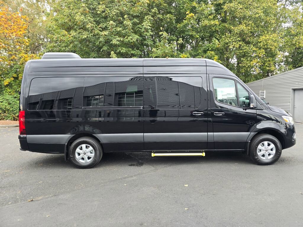 New 2026 Mercedes-Benz Sprinter 2500 image 7