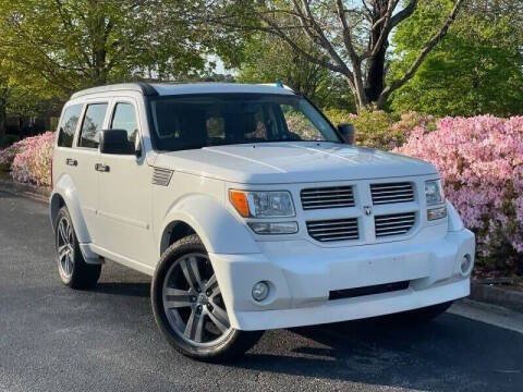 Used 2011 Dodge Nitro Shock RWD image 3