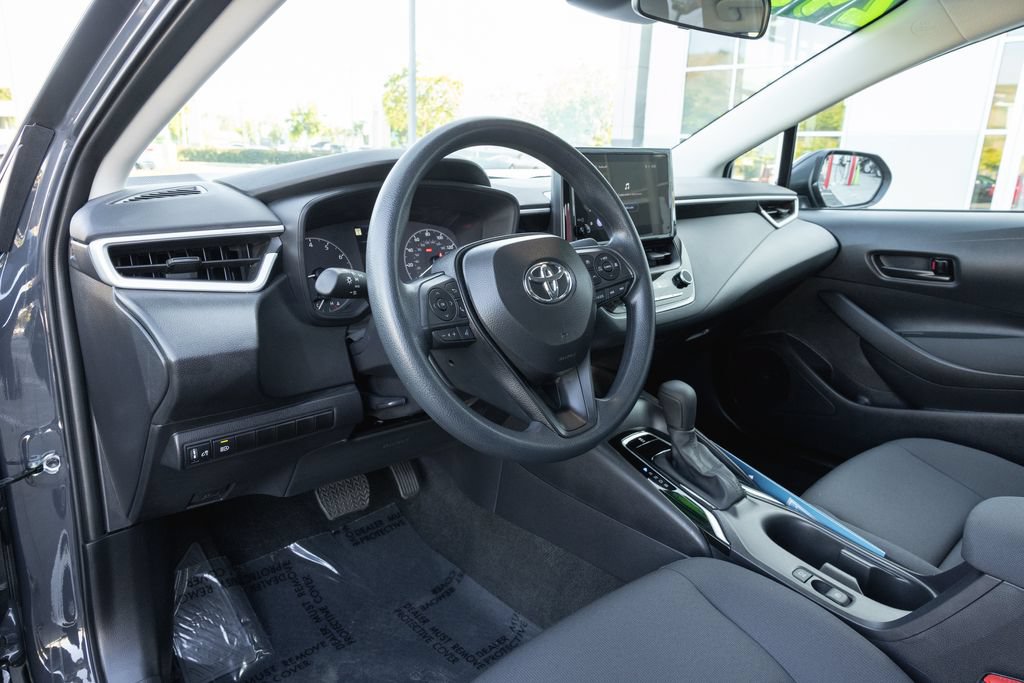 Certified 2025 Toyota Corolla LE w/ Convenience Package FWD image 10