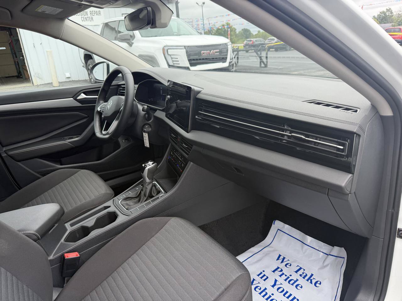 Used 2025 Volkswagen Jetta S FWD image 20