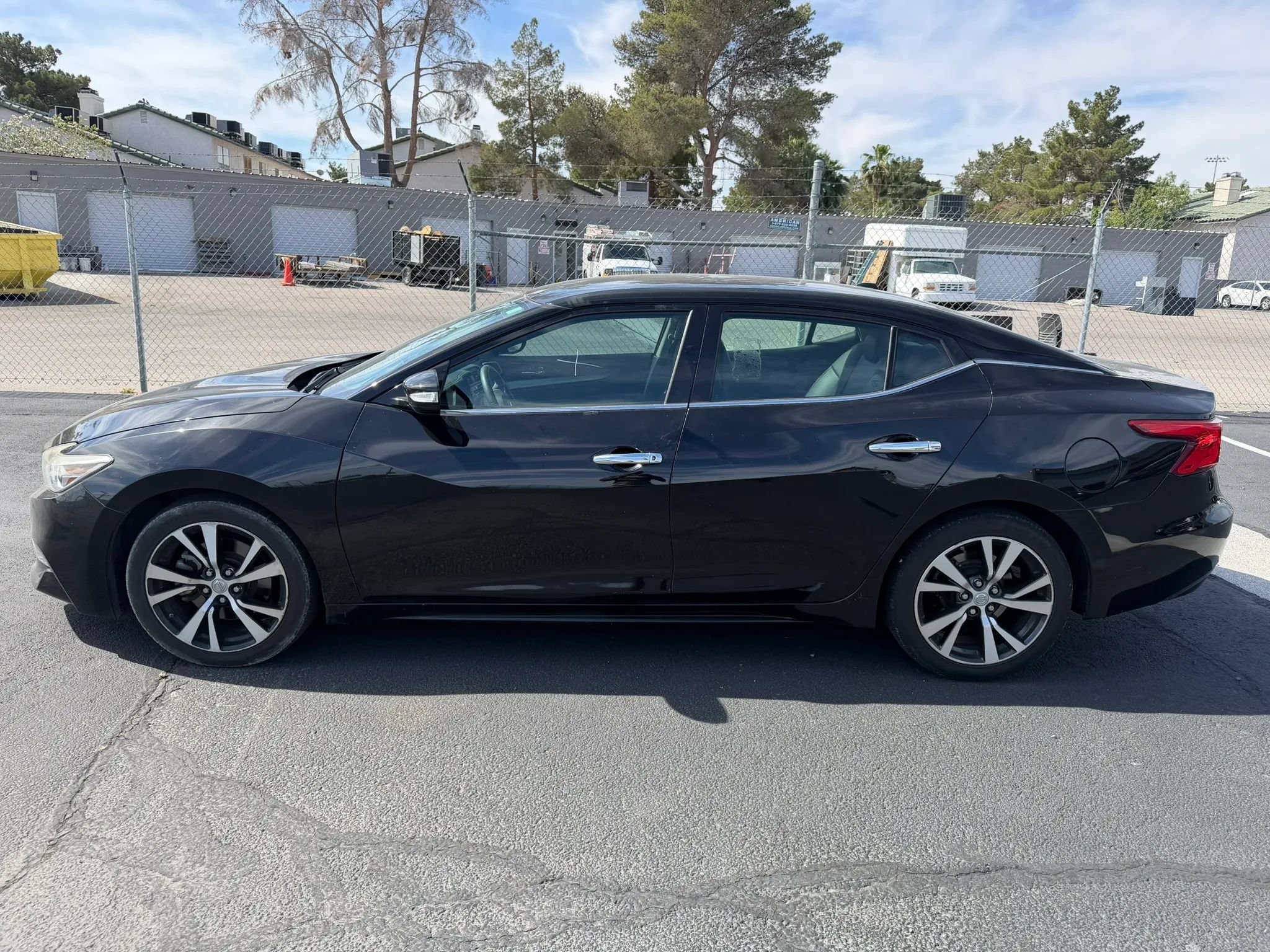 Used 2017 Nissan Maxima 3.5 SV FWD image 3