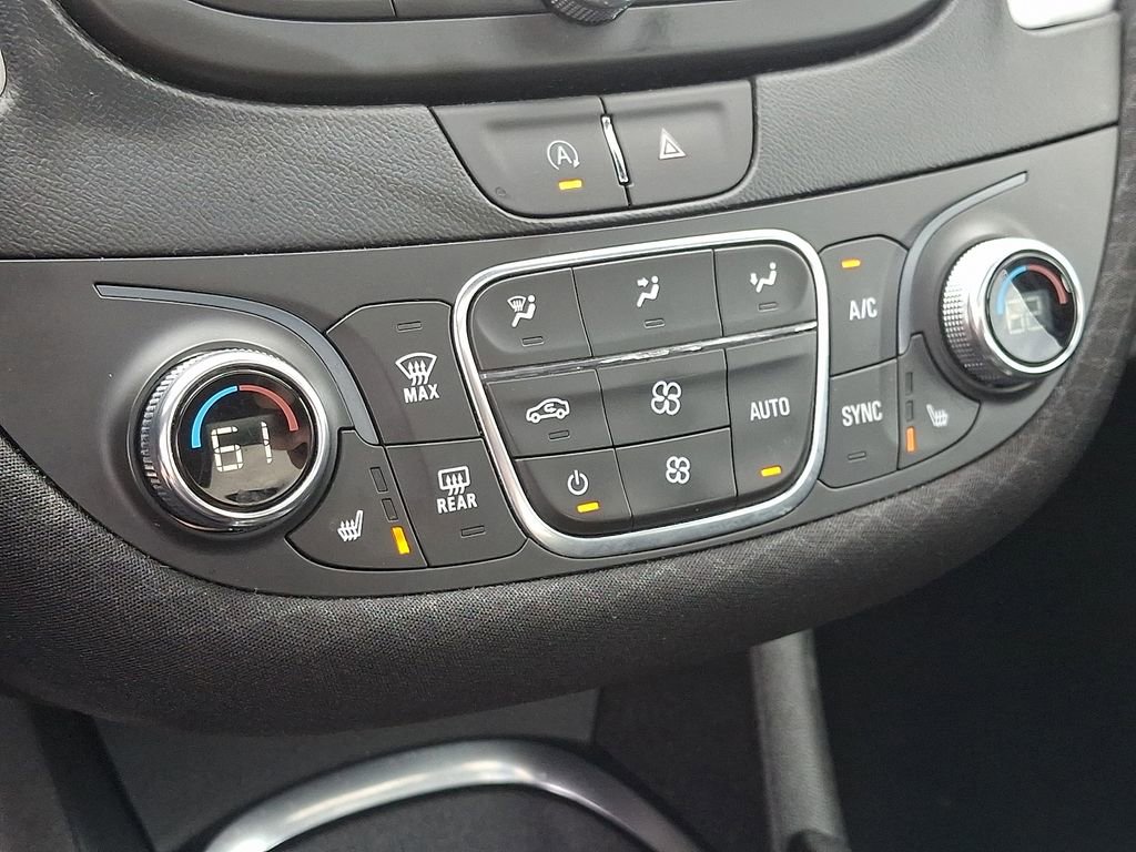 Used 2023 Chevrolet Malibu LT FWD image 16
