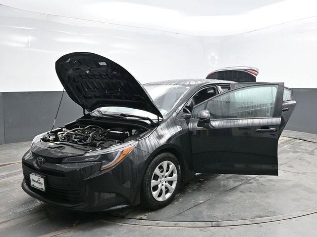 Used 2023 Toyota Corolla LE FWD image 42