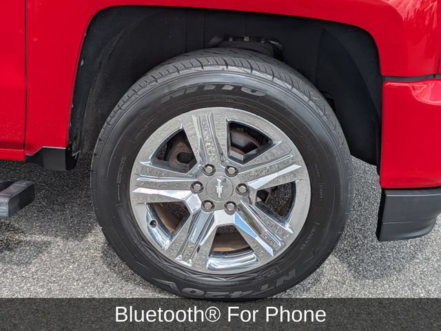 Used 2018 Chevrolet Silverado 1500 Custom w/ Custom Value Package AWD/4WD image 16
