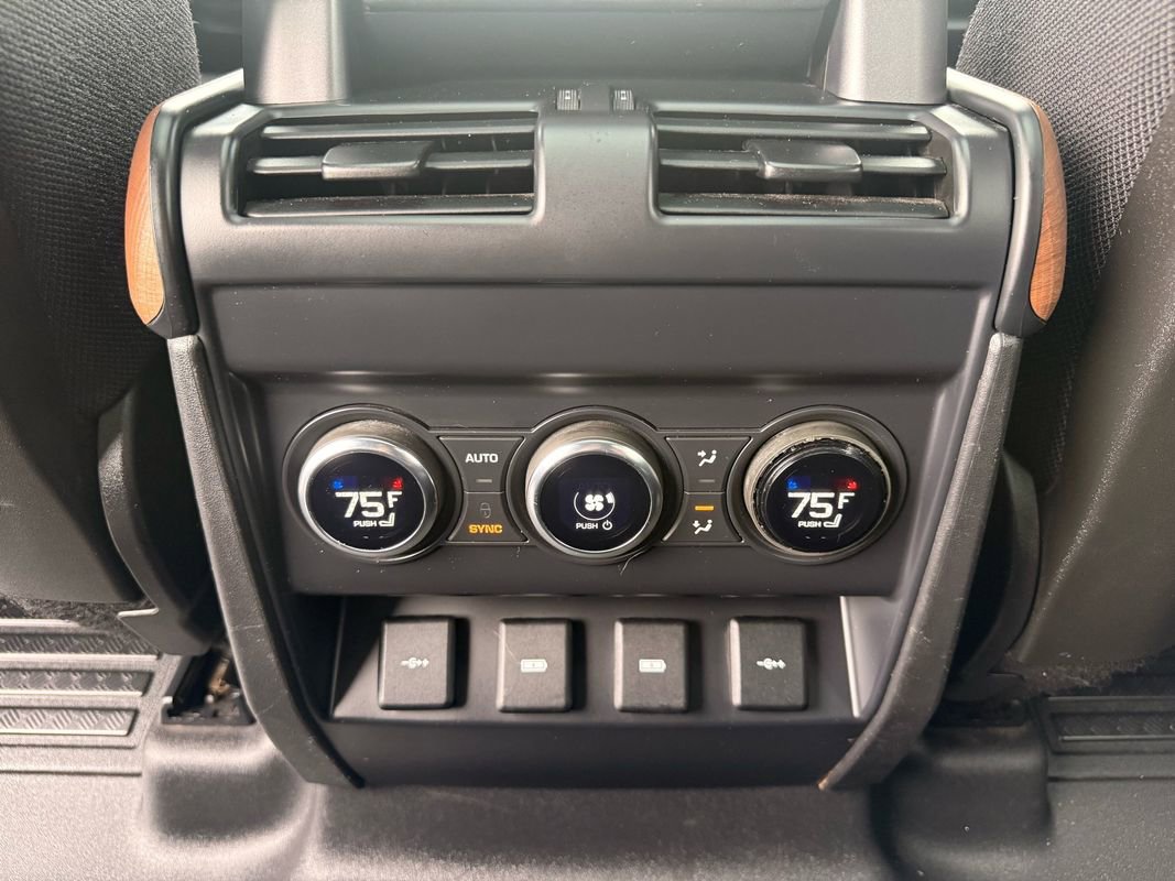 Used 2020 Land Rover Defender 110 X image 26