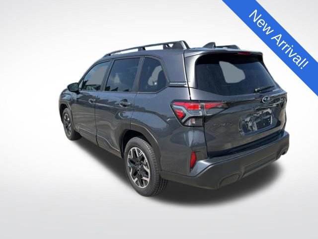 Certified 2025 Subaru Forester Premium AWD/4WD image 5