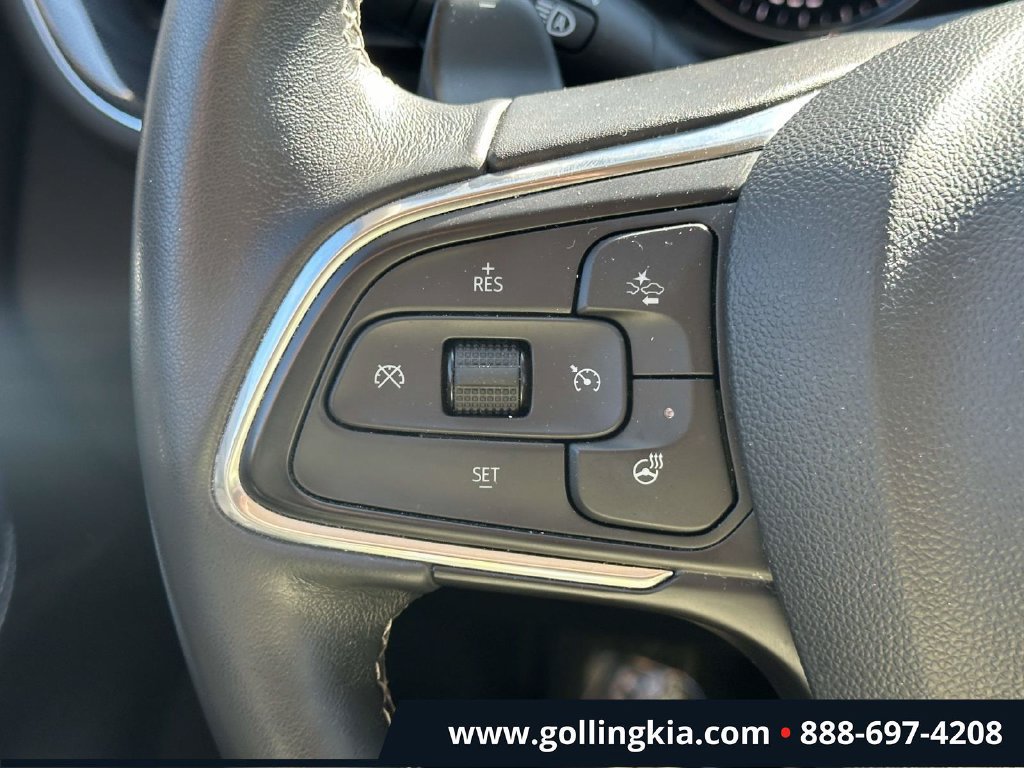 Used 2021 Buick Envision Essence w/ Technology Package I AWD/4WD image 22