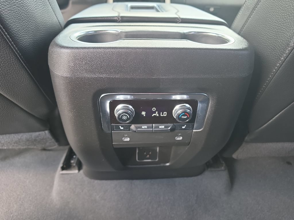 Certified 2023 GMC Yukon XL Denali AWD/4WD image 27