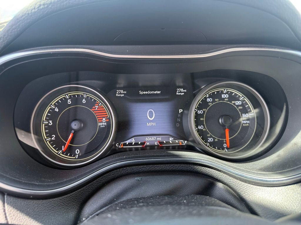 Used 2019 Jeep Cherokee Trailhawk w/ Comfort/Convenience Group image 9