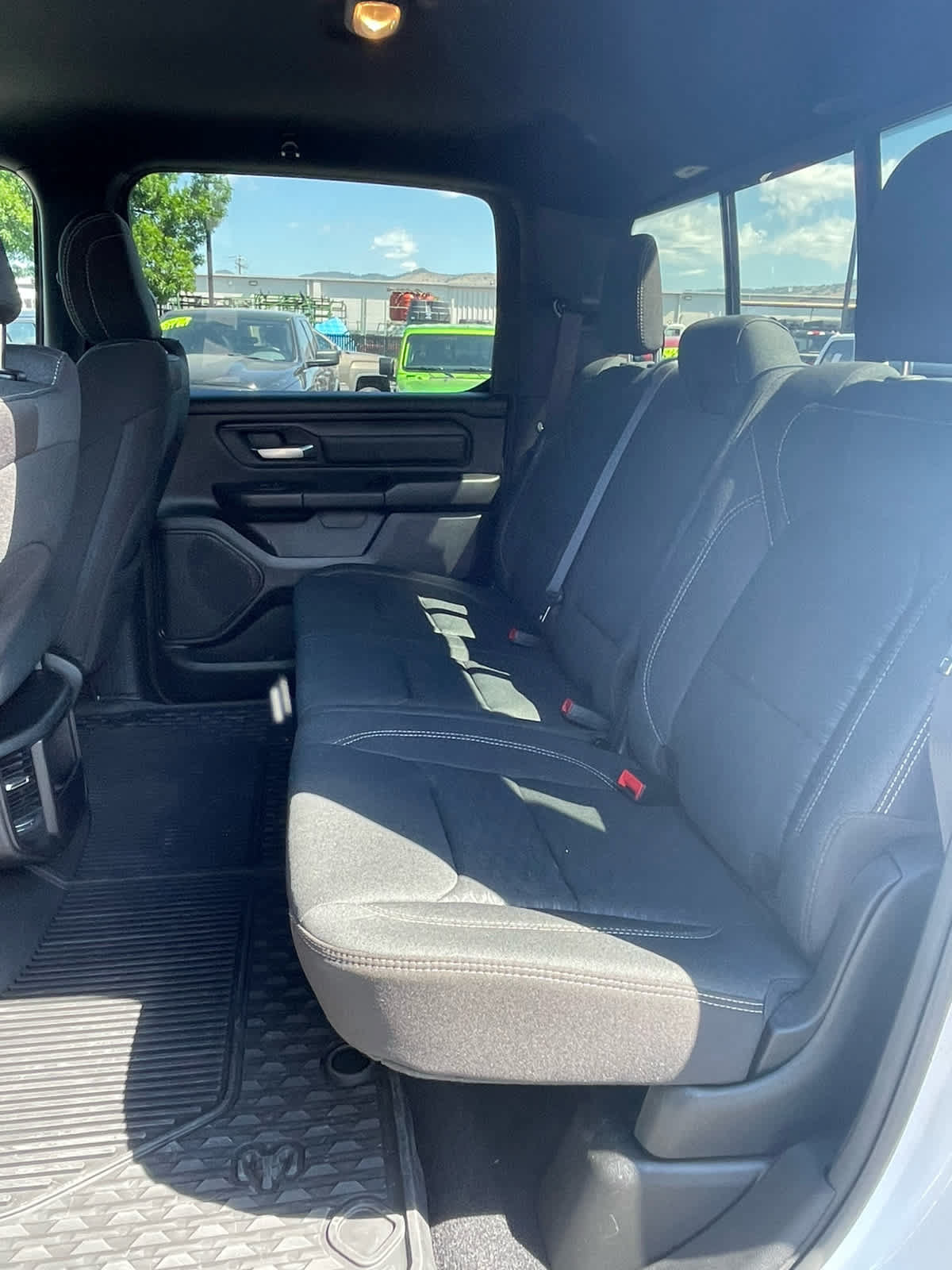 Used 2025 RAM 1500 Warlock AWD/4WD image 28