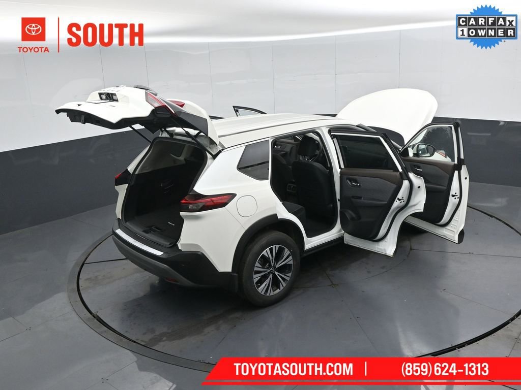Used 2023 Nissan Rogue SV image 47