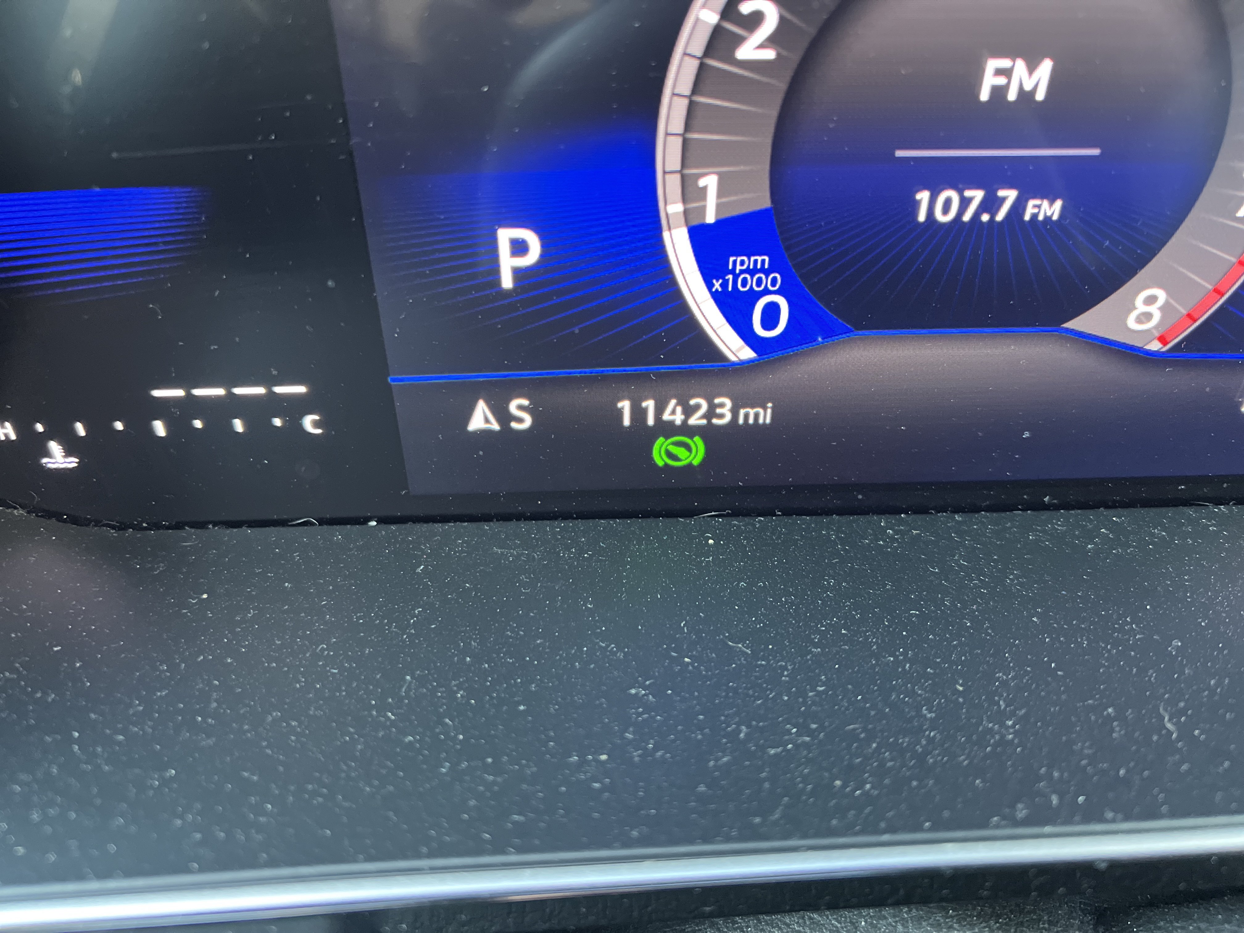 Certified 2025 Volkswagen Jetta SE w/ Sunroof Package FWD image 19