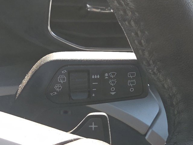 Used 2021 Ford Explorer XLT w/ Equipment Group 202A AWD/4WD image 42