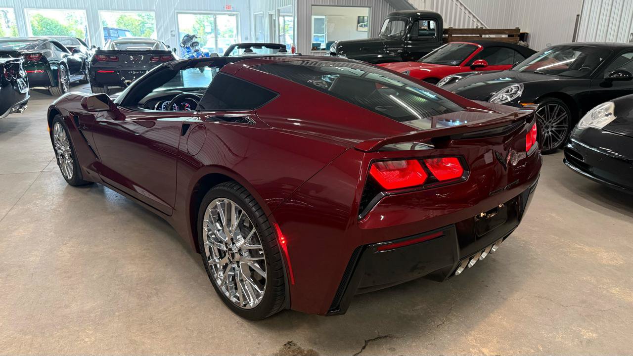 Used 2016 Chevrolet Corvette Stingray Coupe w/ 2LT Preferred Equipment Group RWD image 5