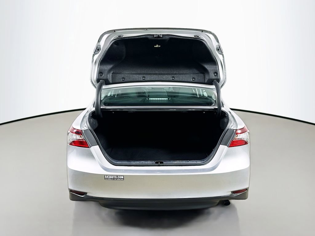 Used 2024 Toyota Camry LE FWD image 32