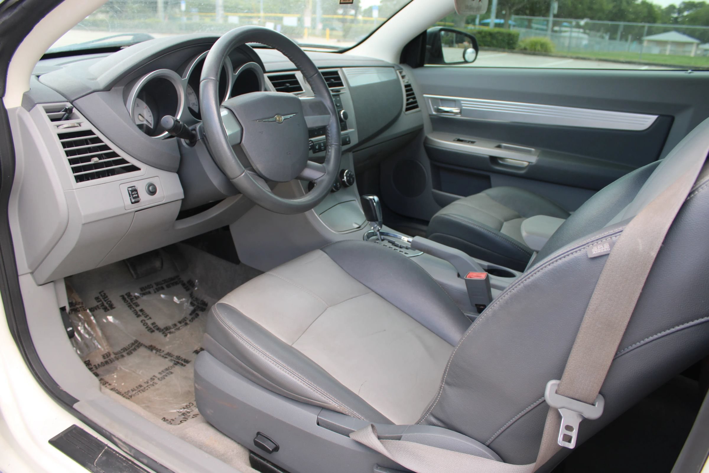 Used 2008 Chrysler Sebring Touring w/ Special Touring Group FWD image 10
