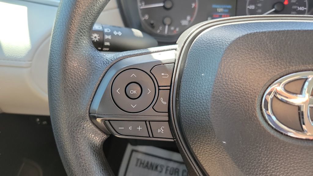 Certified 2024 Toyota Corolla Cross L image 25