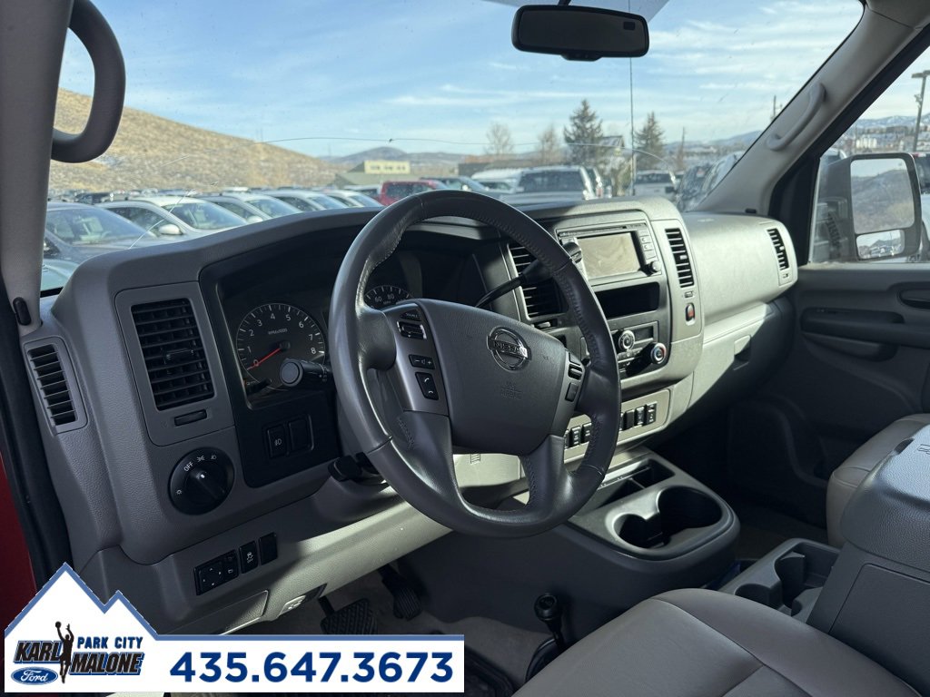 Used 2020 Nissan NV 3500 SL image 7