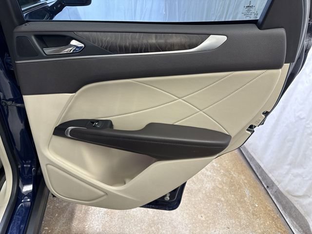 Used 2019 Lincoln MKC Reserve image 27