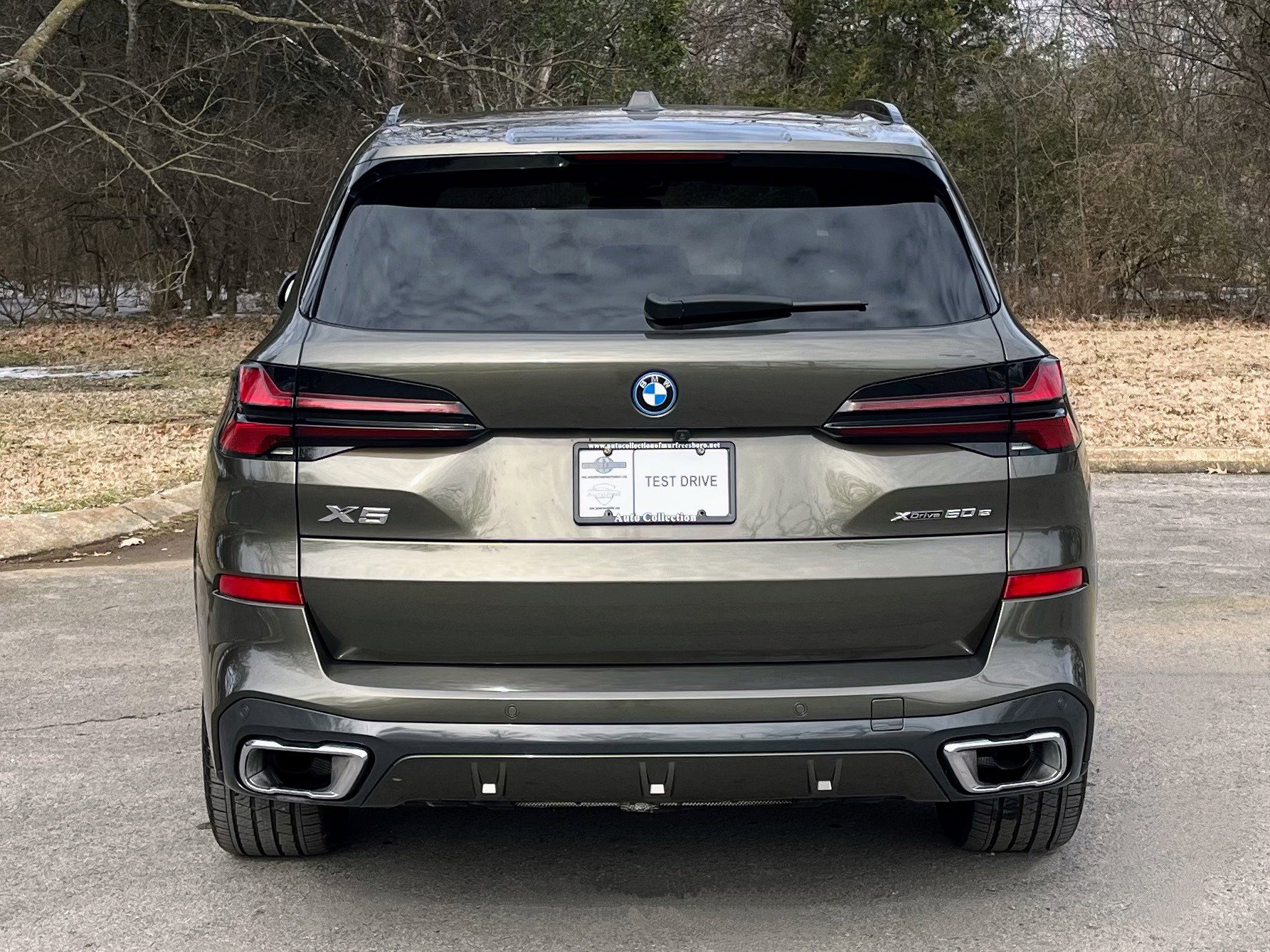 Used 2024 BMW X5 xDrive50e w/ M Sport Package AWD/4WD image 6
