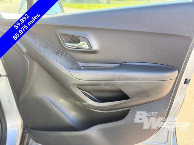 Used 2017 Chevrolet Trax LS FWD image 20