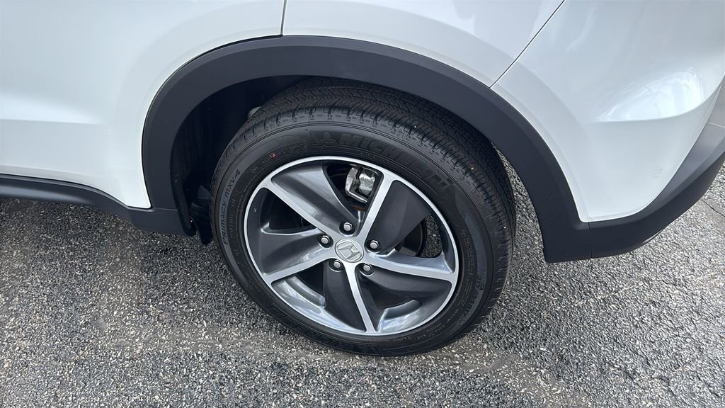 Used 2021 Honda HR-V EX image 9