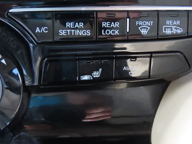 Used 2022 Acura MDX SH-AWD image 24