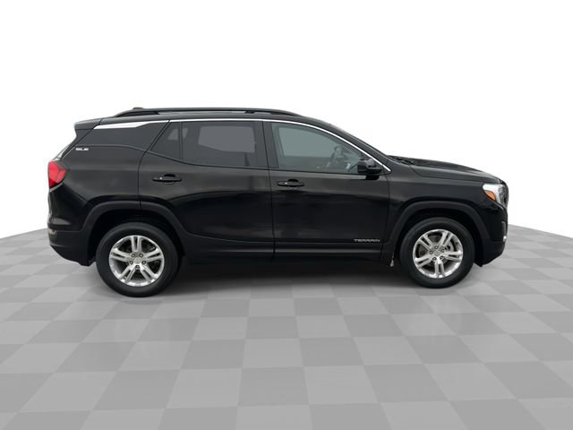 Used 2021 GMC Terrain SLE w/ Driver Convenience Package image 9