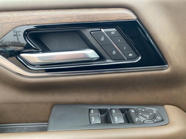 Used 2025 GMC Yukon Denali Ultimate image 20