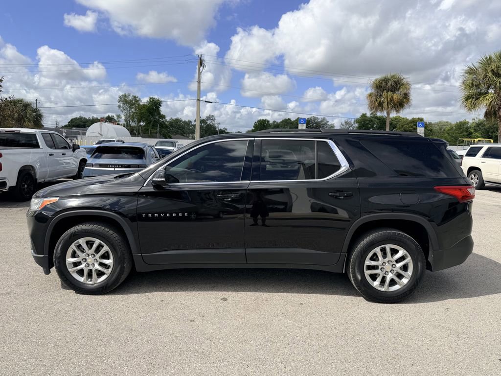 Used 2020 Chevrolet Traverse LT image 10