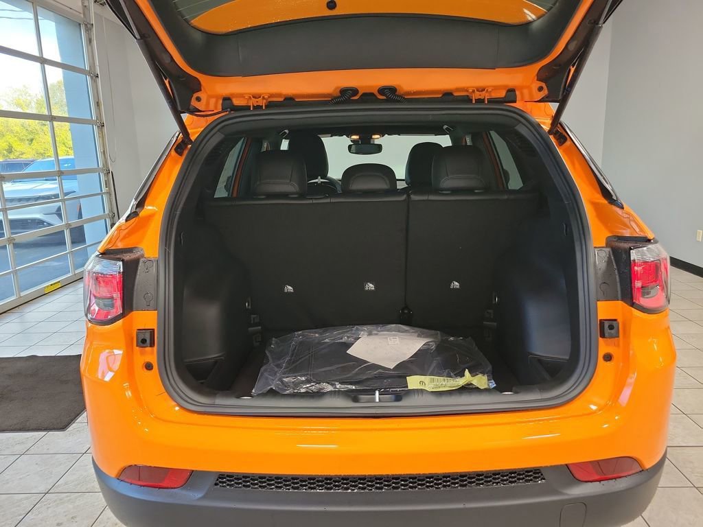 New 2026 Jeep Compass Latitude image 8