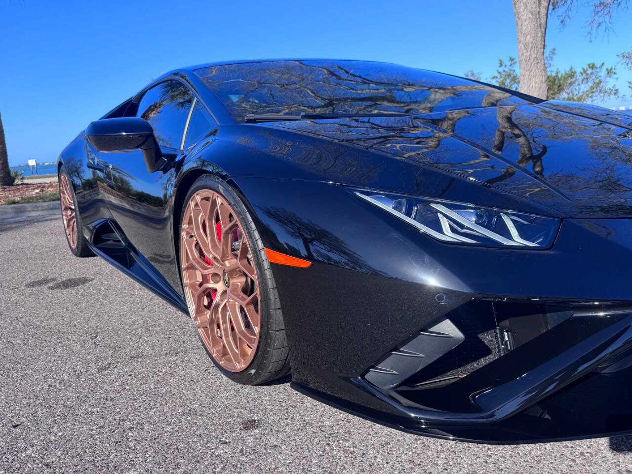 Used 2022 Lamborghini Huracan EVO image 19