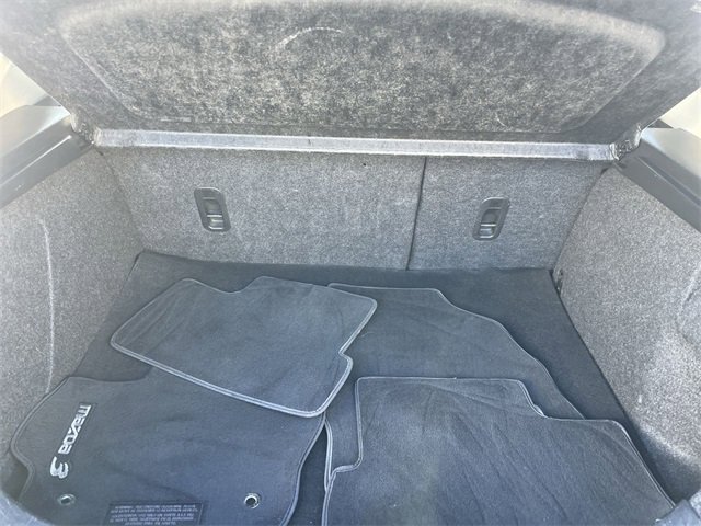 Used 2013 MAZDA MAZDA3 i Grand Touring image 23