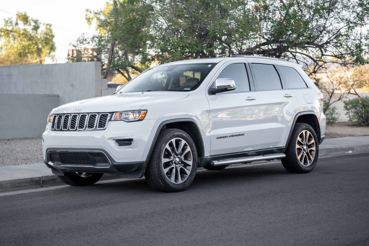 Used 2018 Jeep Grand Cherokee Limited image 1