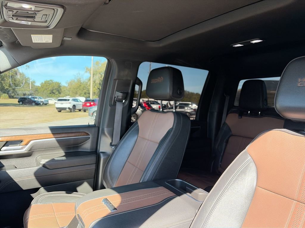 Certified 2024 Chevrolet Silverado 2500 High Country w/ High Country Premium Package image 9