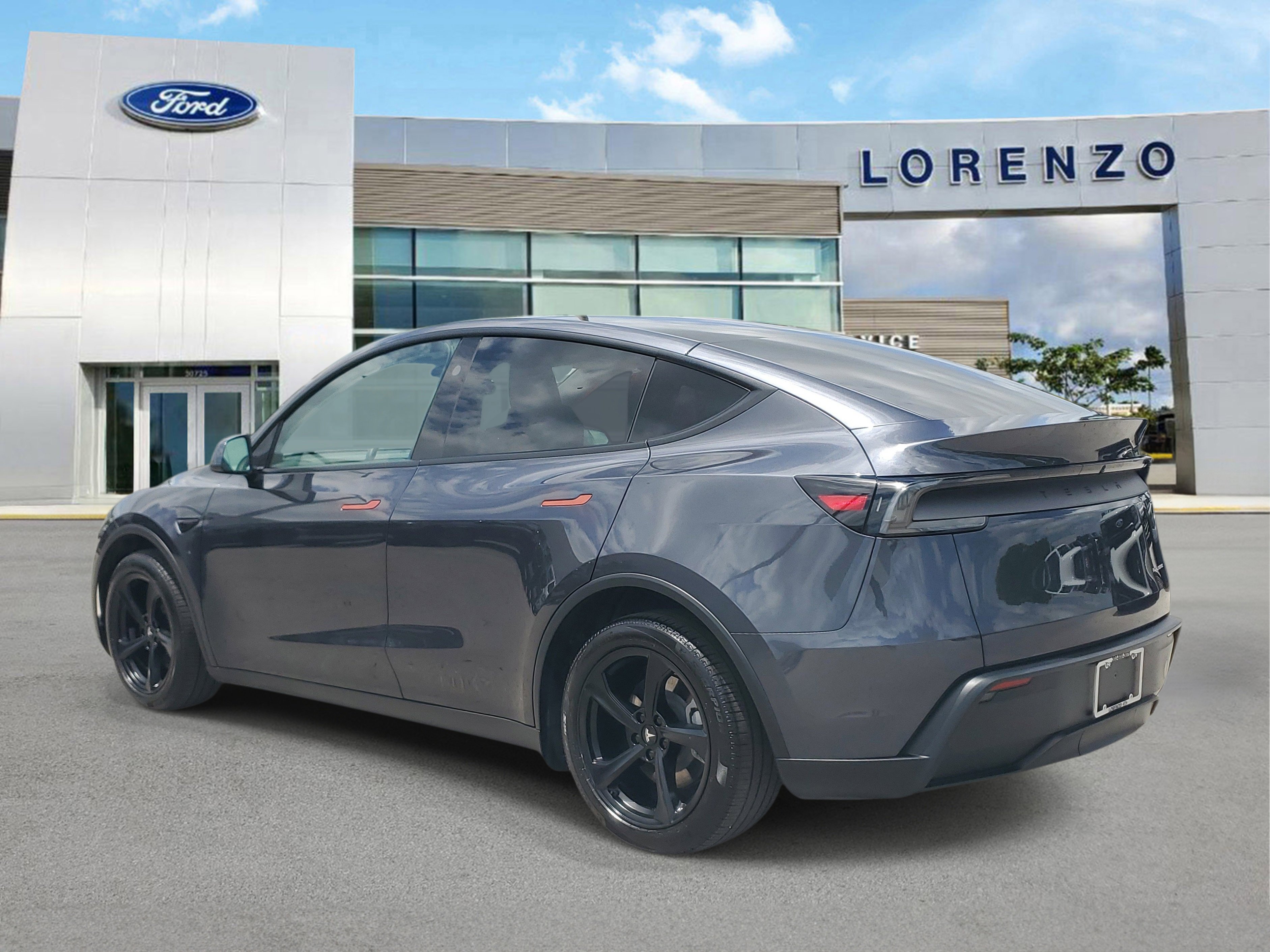 Used 2026 Tesla Model Y Long Range image 7