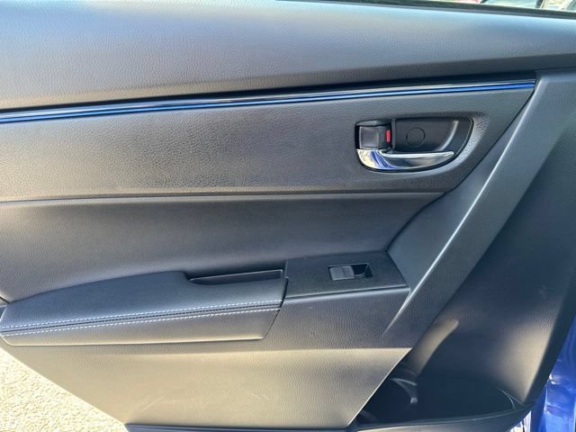 Used 2017 Toyota Corolla SE w/ Carpet Mat Package (TMS) FWD image 23