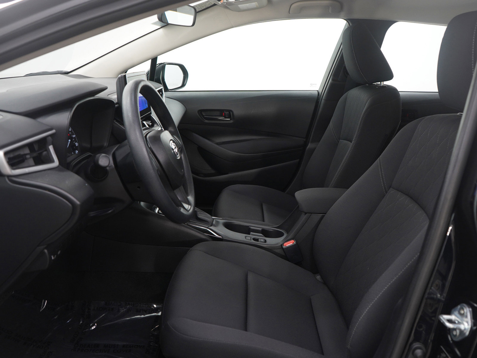 Used 2025 Toyota Corolla LE FWD image 16